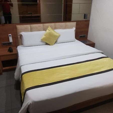 Hotel Avaante Ahmedabad Formerly Known As The Orchid Hotel Exteriör bild