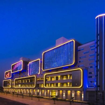 Hotel Avaante Ahmedabad Formerly Known As The Orchid Hotel Exteriör bild