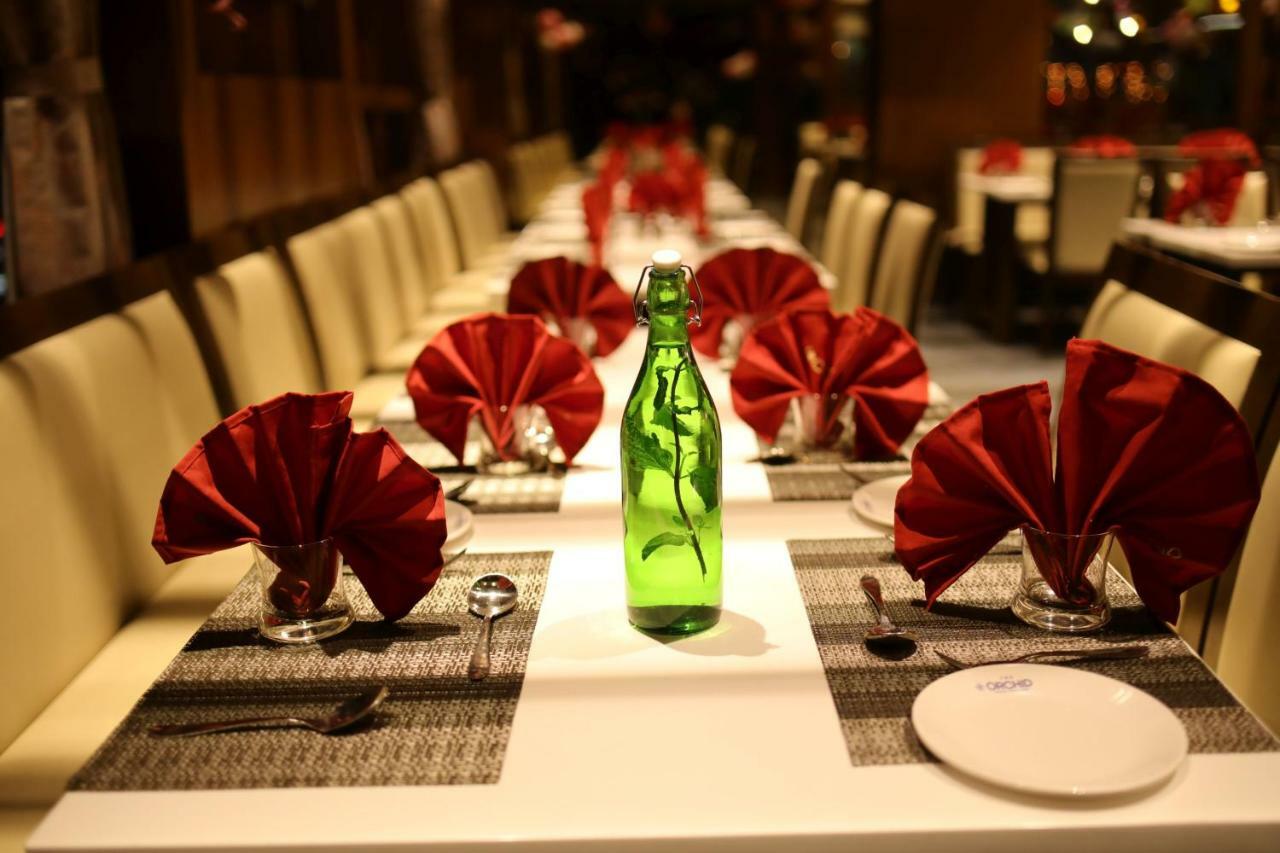 Hotel Avaante Ahmedabad Formerly Known As The Orchid Hotel Exteriör bild