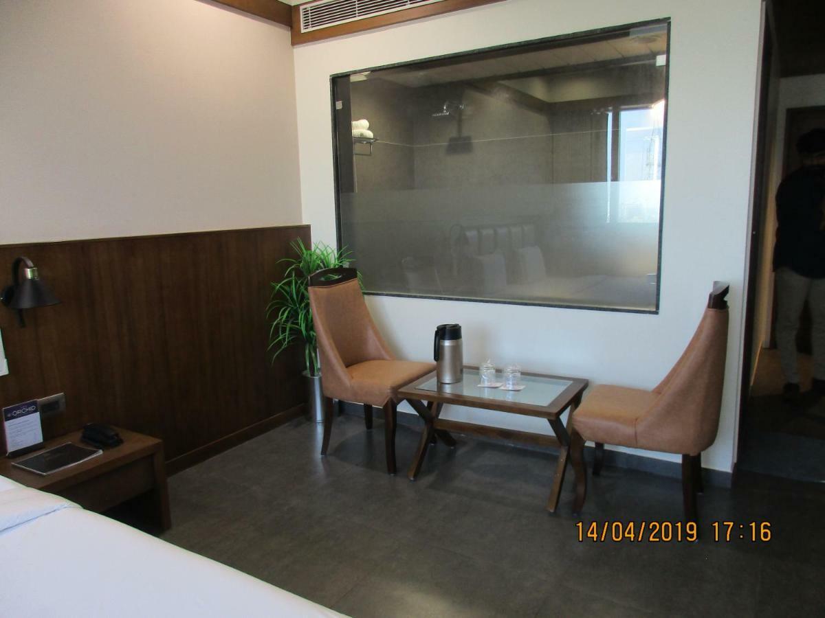 Hotel Avaante Ahmedabad Formerly Known As The Orchid Hotel Exteriör bild